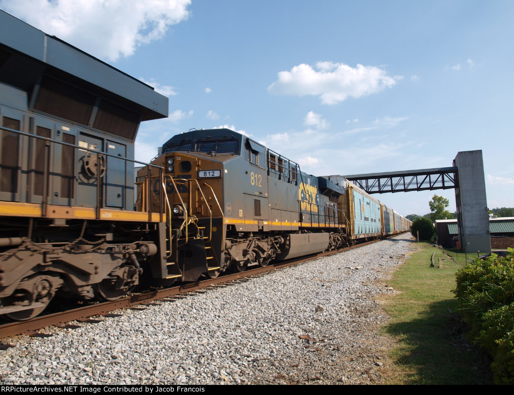 CSX 812